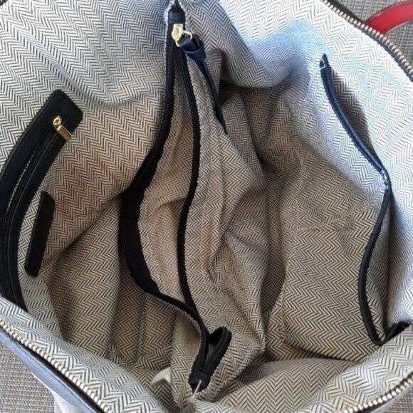 Steve Madden Tote Large Black Quilted Tan Red Strap Shoulder Bag Zip Closure - Picture 7 of 8